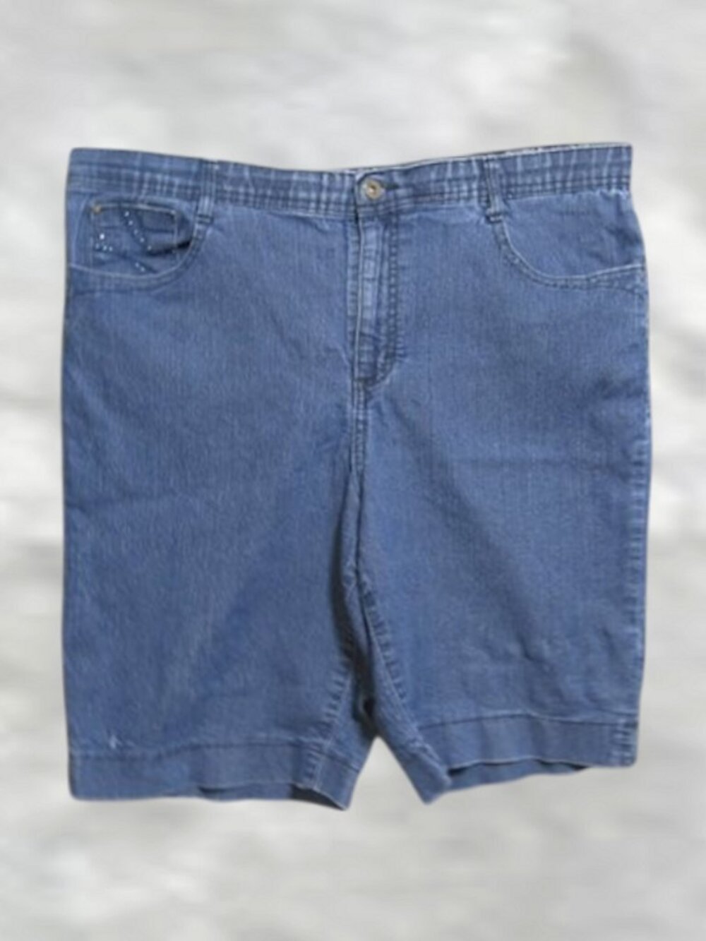 Gloria Vanderbilt women shorts size 16P blue denim knee length